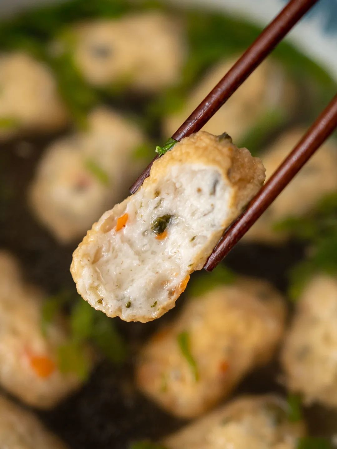 手工美食潮汕鱼丸图片_潮汕美食手工鱼丸_潮汕手工鱼丸的制作方法过程
