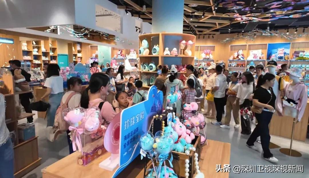带鱼缸的西餐_餐厅鱼缸_餐饮鱼缸