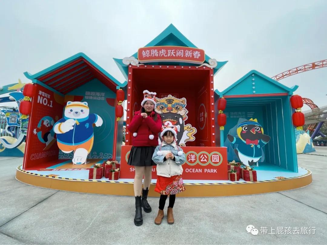 带鱼缸的西餐_鱼缸放在餐厅西墙边好吗_餐饮鱼缸