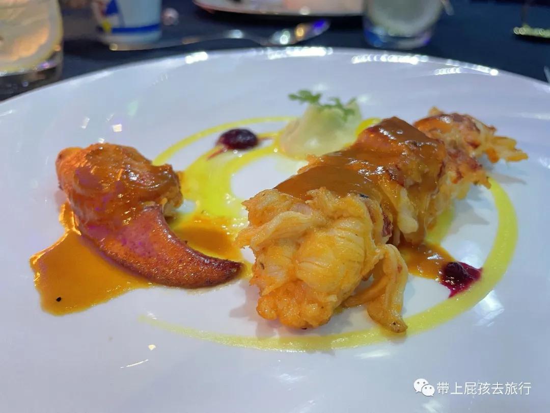 鱼缸放在餐厅西墙边好吗_带鱼缸的西餐_餐饮鱼缸