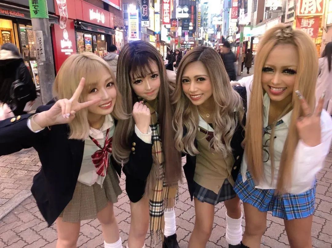 辣妹生活方式_辣妹的概念_辣妹风格到底是什么