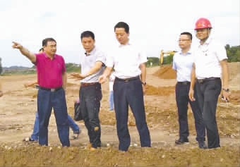 平江时代的生活_平江生活广场_平江生活方式