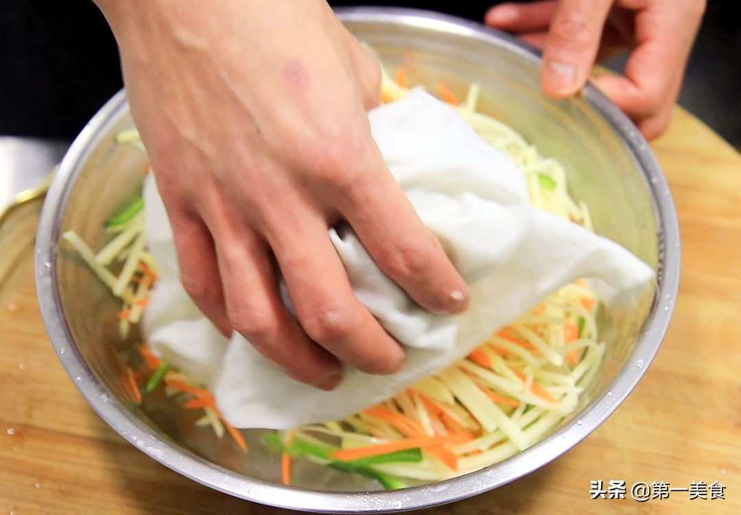煎西餐土豆_西餐煎土豆的做法窍门_西式煎土豆