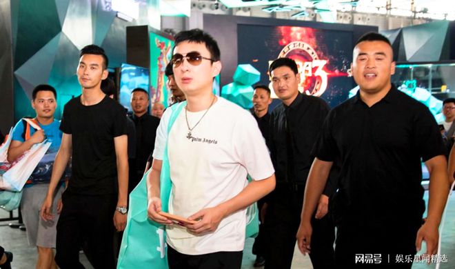 酒神打游戏_酒神 电竞_酒神电竞小说