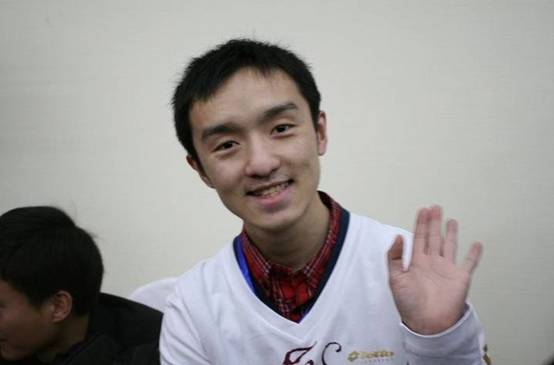 酒神电竞和谁结婚了_酒神 电竞_电竞酒神玩的是什么游戏