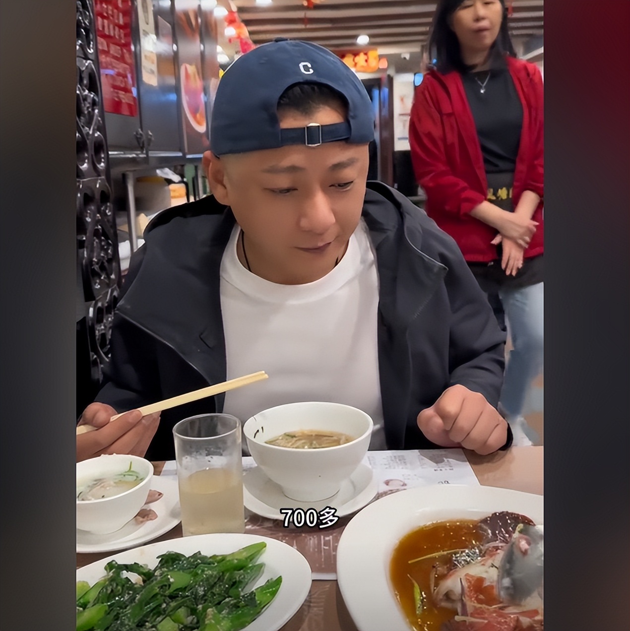 表哥茶餐厅的老板是谁_表少茶餐厅菜单_列表哥茶餐厅