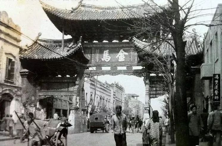 金马门海鲜自助餐厅_美食金马门国际店地址_金马门国际美食
