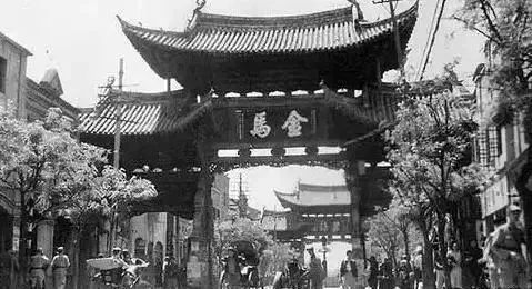 金马门海鲜自助餐厅_美食金马门国际店地址_金马门国际美食