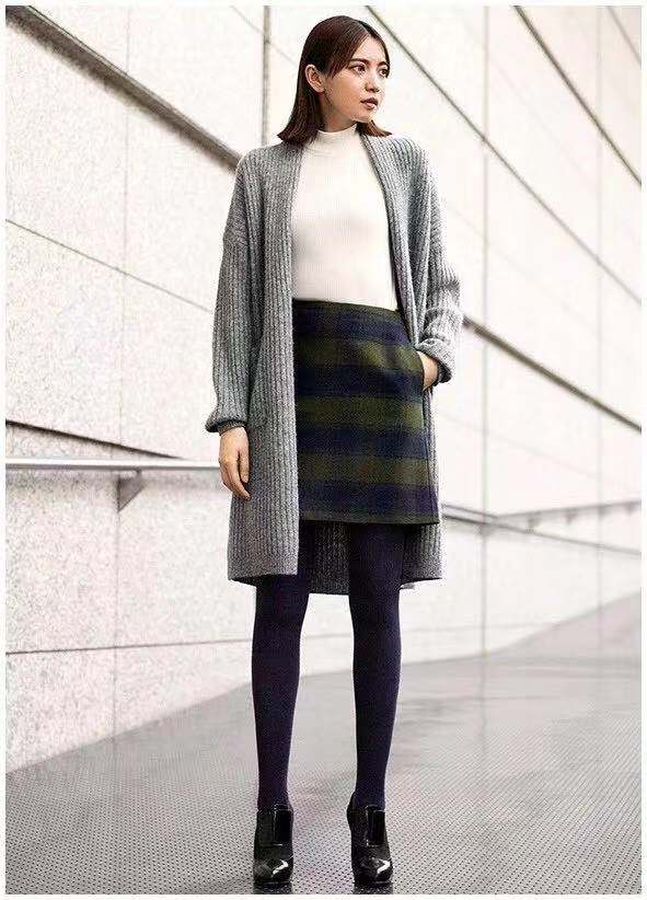 咖啡色短靴搭配_靴咖啡短色搭配好看吗_咖啡色短靴如何搭配