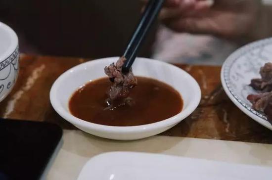 潮汕美食咸粽子_潮汕粽子甜咸_潮汕粽子的配料