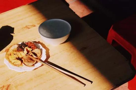 潮汕粽子的配料_潮汕粽子甜咸_潮汕美食咸粽子