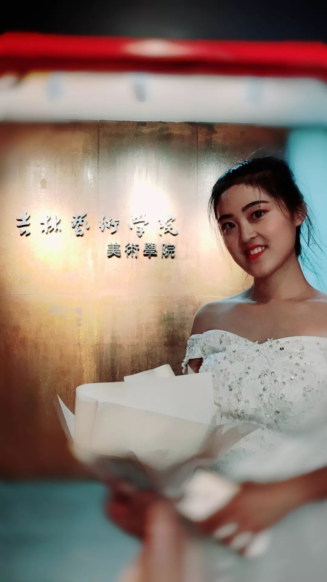 美术秋季写生美篇_趣味美术秋季写生活动策划_秋季美术写生主题标语