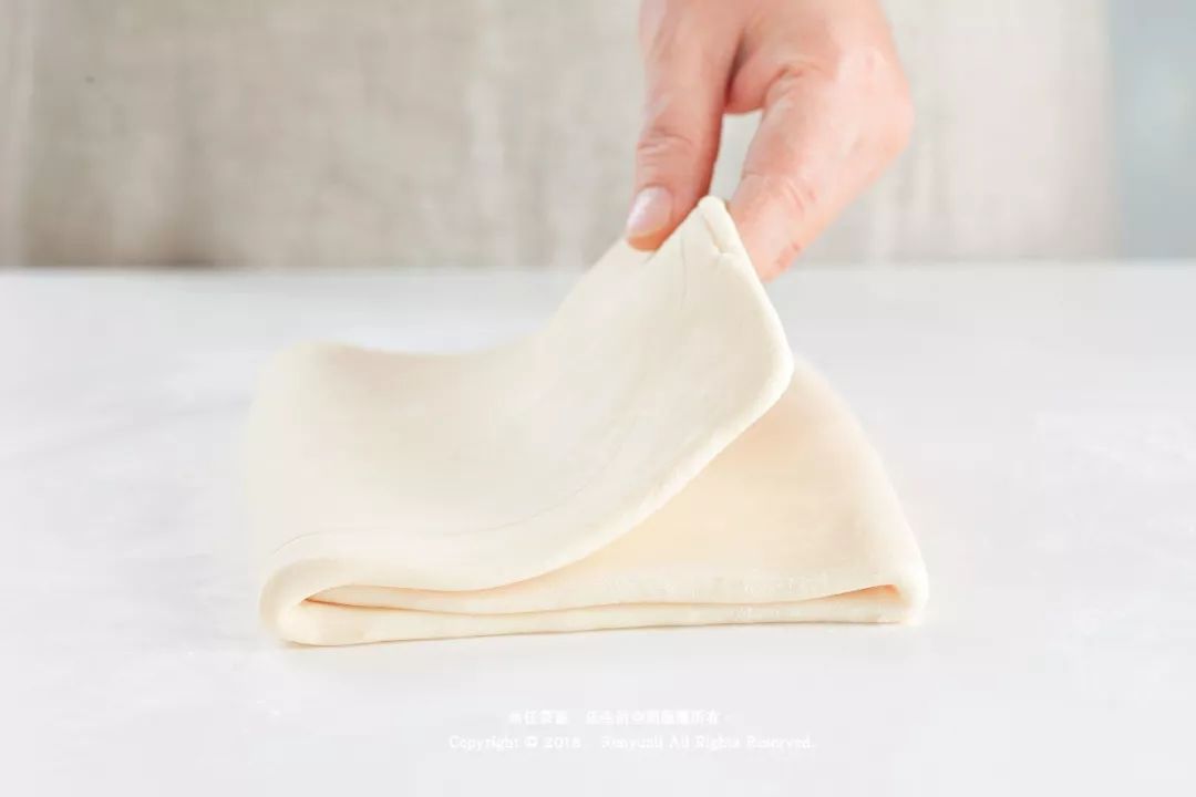 球形点心_圆形点心_面做的小圆球点心