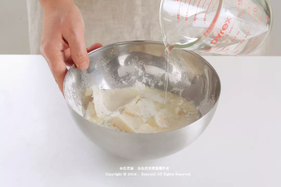 圆形点心_面做的小圆球点心_球形点心