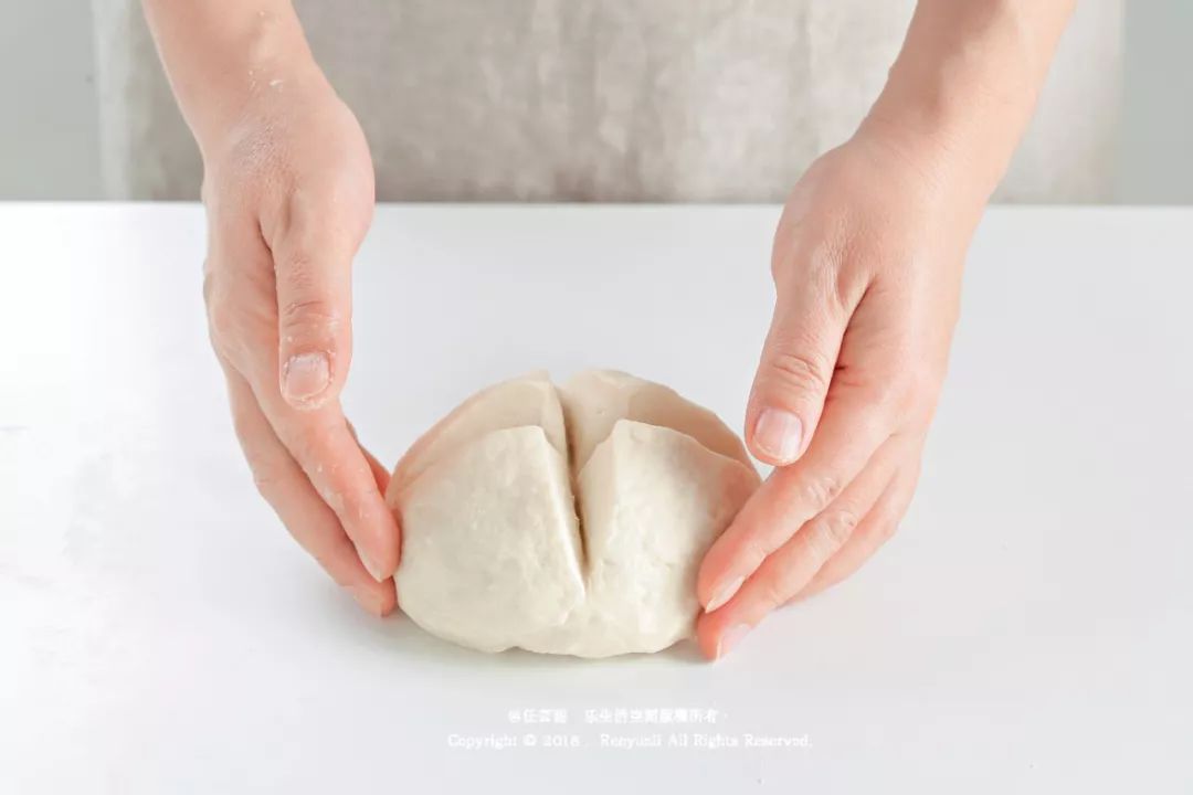 球形点心_圆形点心_面做的小圆球点心