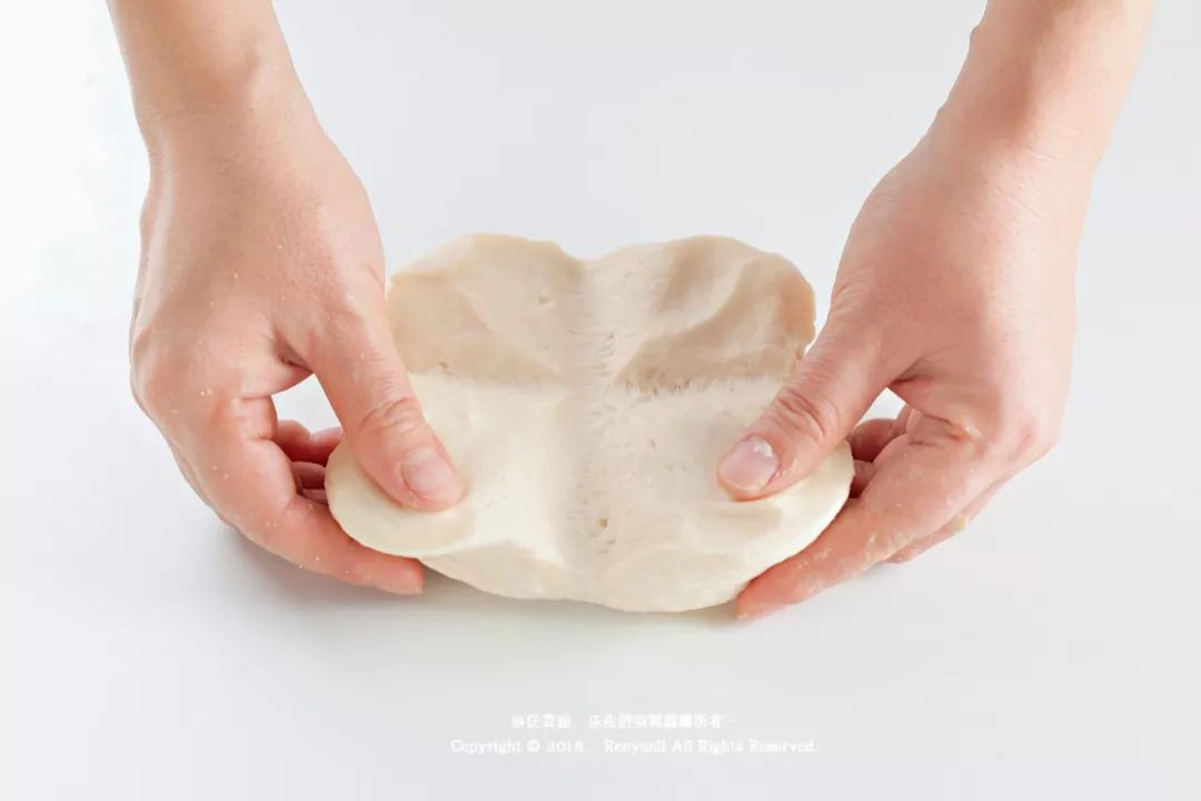 圆形点心_球形点心_面做的小圆球点心