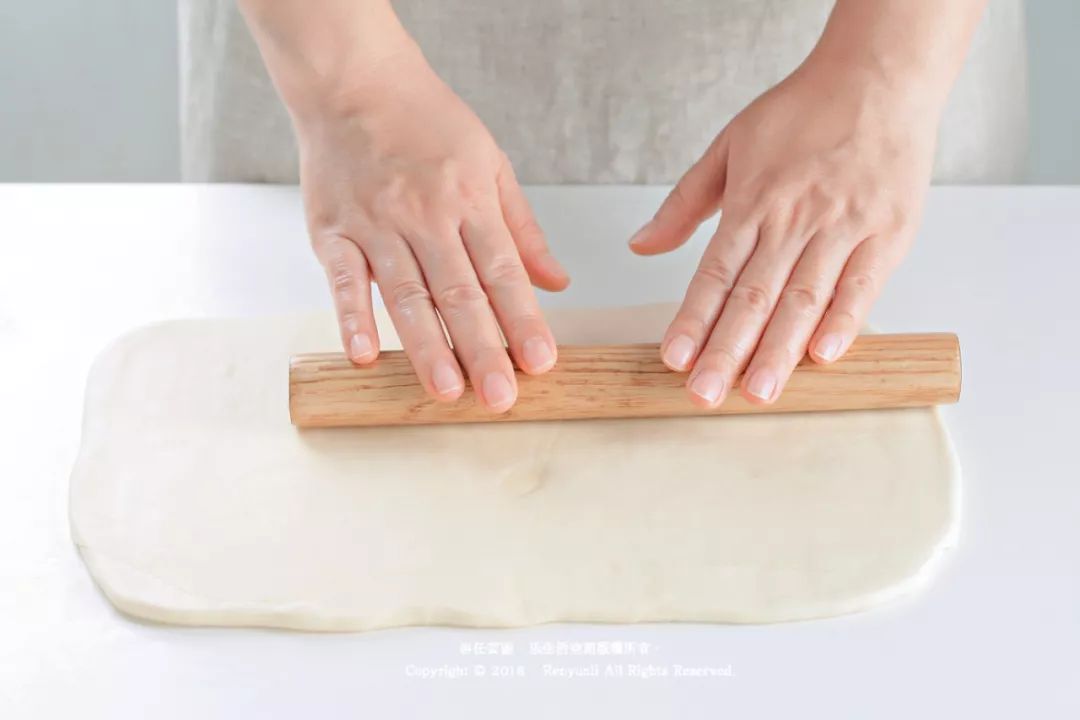 面做的小圆球点心_圆形点心_球形点心