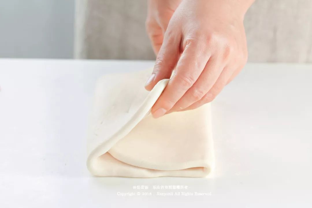 球形点心_圆形点心_面做的小圆球点心