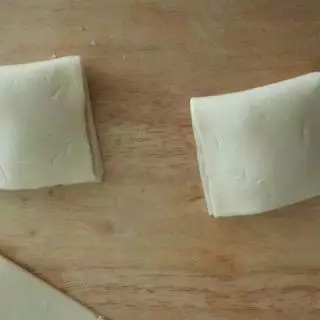 面做的小圆球点心_圆球形甜点_面食点心糖球的做法