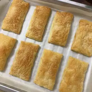 面食点心糖球的做法_面做的小圆球点心_圆球形甜点