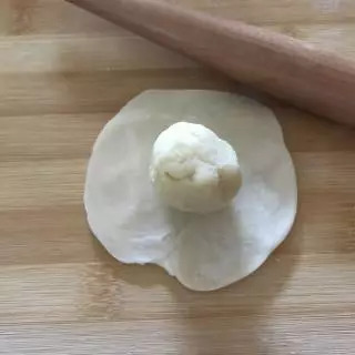 面做的小圆球点心_面食点心糖球的做法_圆球形甜点