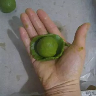 面做的小圆球点心_圆球形甜点_面食点心糖球的做法