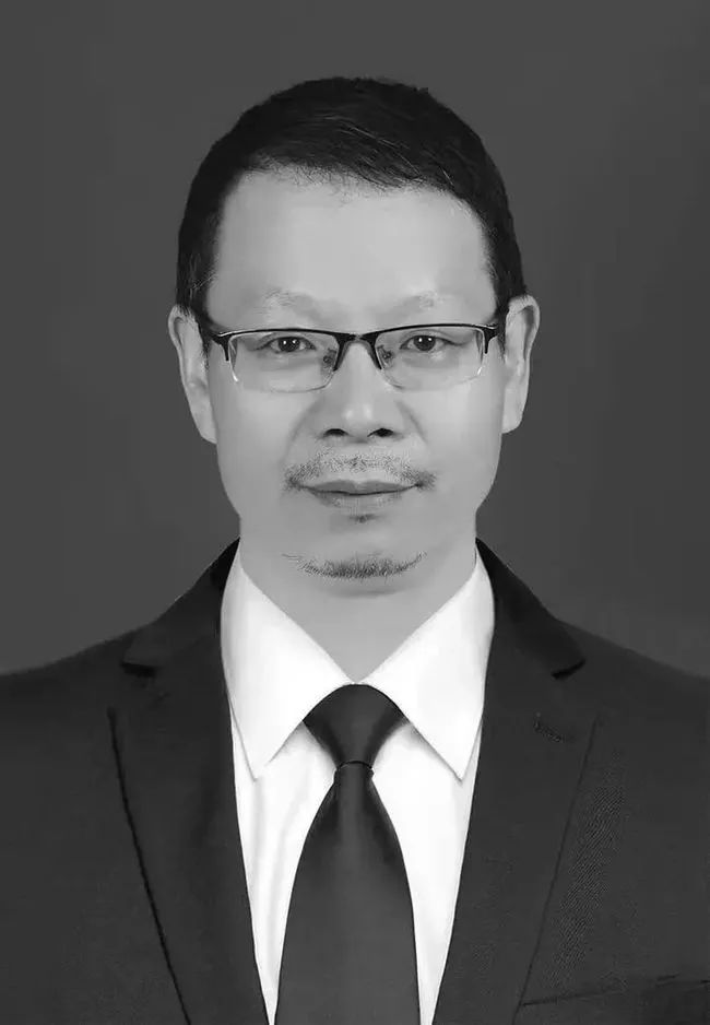 语文吕老师家庭日常_沈黎江语文老师语文_鲁山一高语文老师高明可老师
