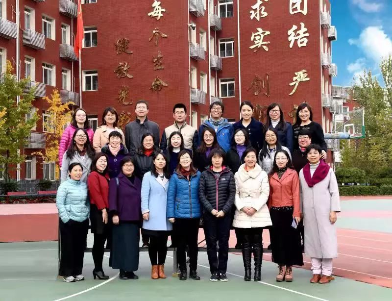 语文吕老师家庭日常_上了成熟丰腴的语文老师向老师_吕老师语文老师