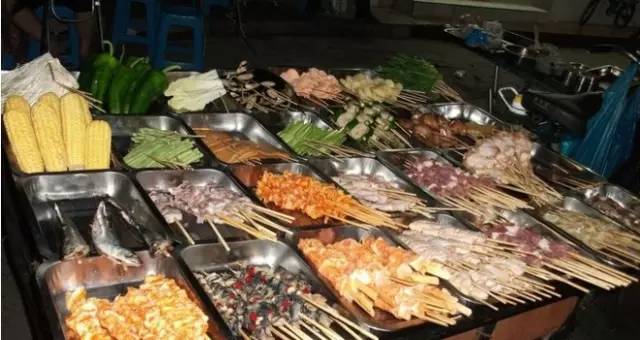 昆明翠湖宾馆西餐厅_昆明翠湖西楼餐厅_昆明翠湖里西餐厅