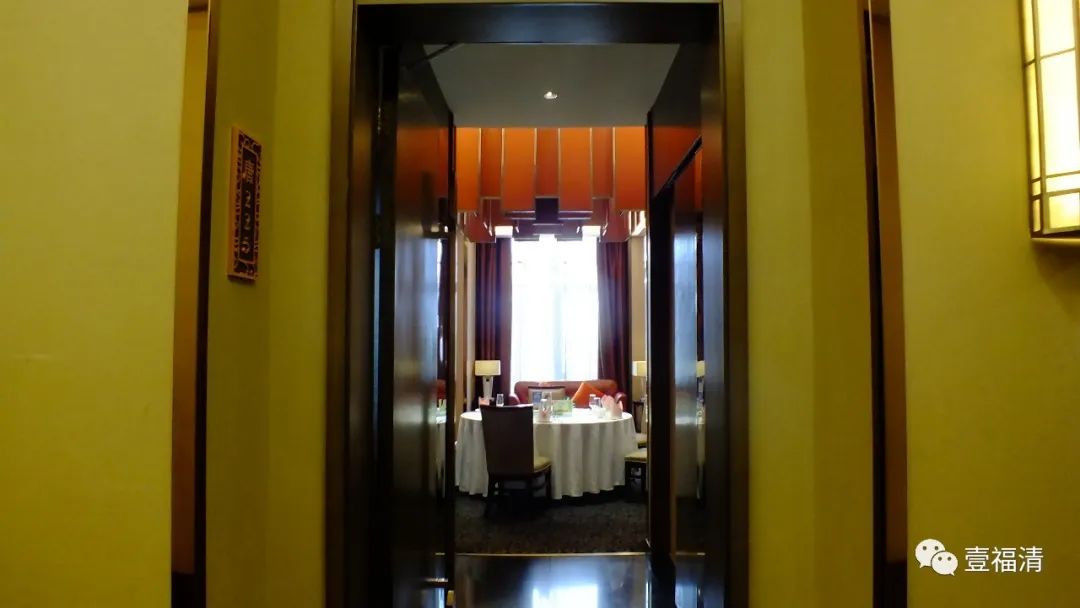 海报设计餐饮_餐厅海报怎么设计_西餐厅套餐海报
