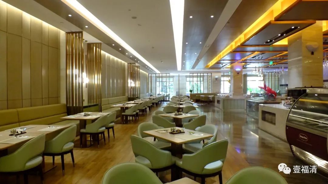 餐厅海报怎么设计_海报设计餐饮_西餐厅套餐海报