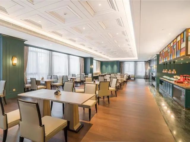 锦江国际酒店附近美食_锦江国际广场美食街_锦江国际购物中心地址