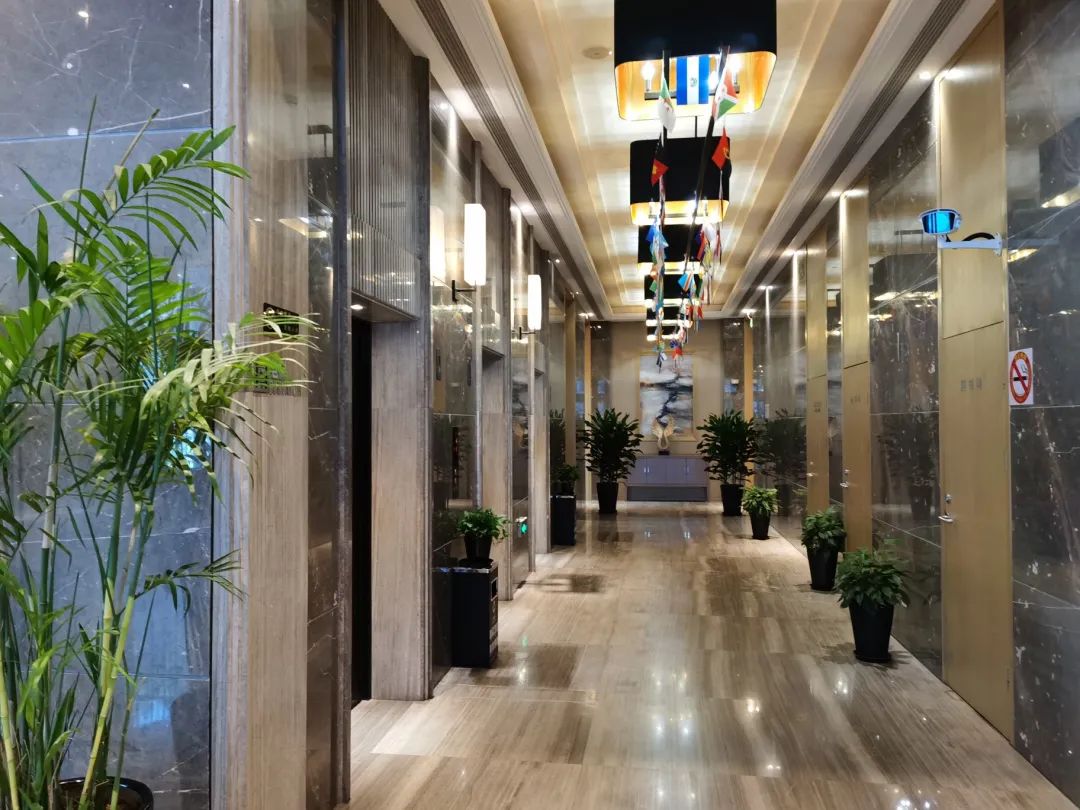 锦江国际酒店附近美食_锦江国际购物中心地址_锦江国际广场美食街