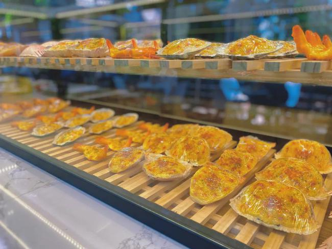 昆明美食小吃特色介绍_昆明特色美食小吃_昆明10大特色美食小吃