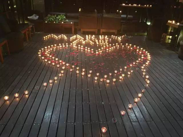 咖啡厅参考图_影视咖啡厅设计图_咖啡厅效果图手绘