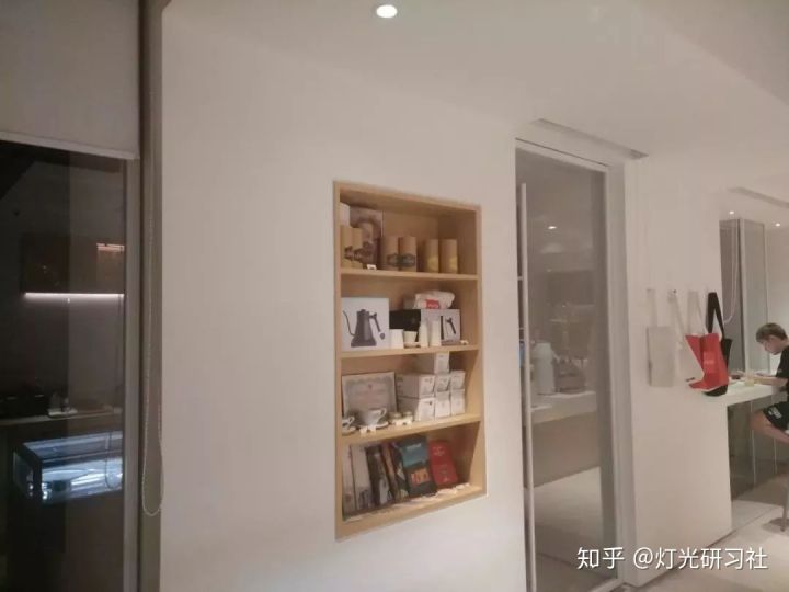 咖啡馆背景墙效果图_咖啡馆背景墙设计_咖啡馆背景墙