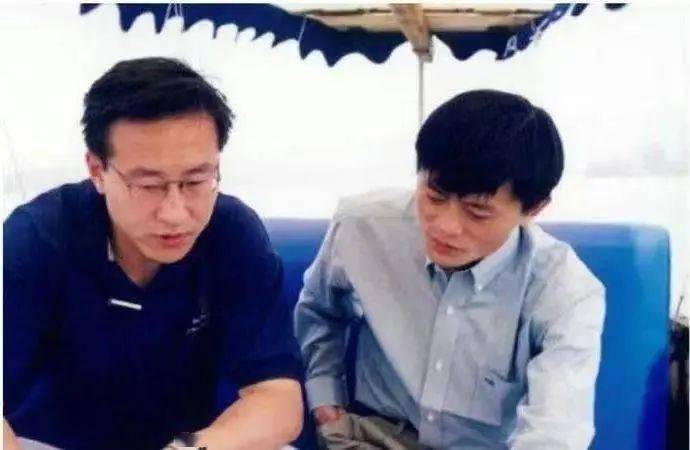 创业男故事_小伙创业故事_男人创业故事