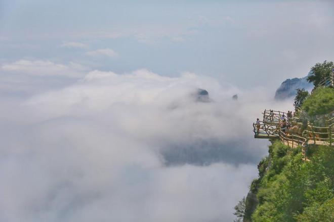 白石山咖啡馆_咖啡馆白石山店地址_白石山咖啡自然之角