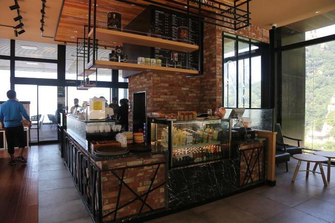白石山咖啡馆_咖啡馆白石山店地址_白石山咖啡自然之角