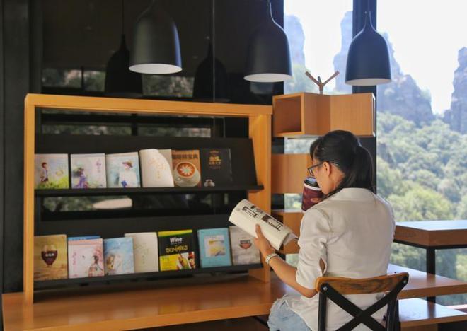 白石山咖啡馆_白石山咖啡自然之角_咖啡馆白石山店地址