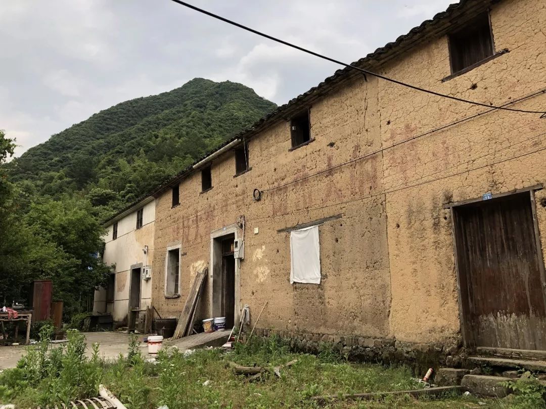 咖啡厅立面图高清_绿色咖啡厅立面图介绍语_咖啡厅立体图