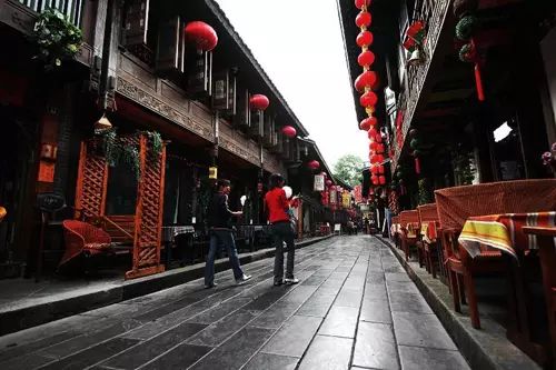 成都哪里卖糕点材料_糕点成都卖材料的地方_成都糕点批发配送
