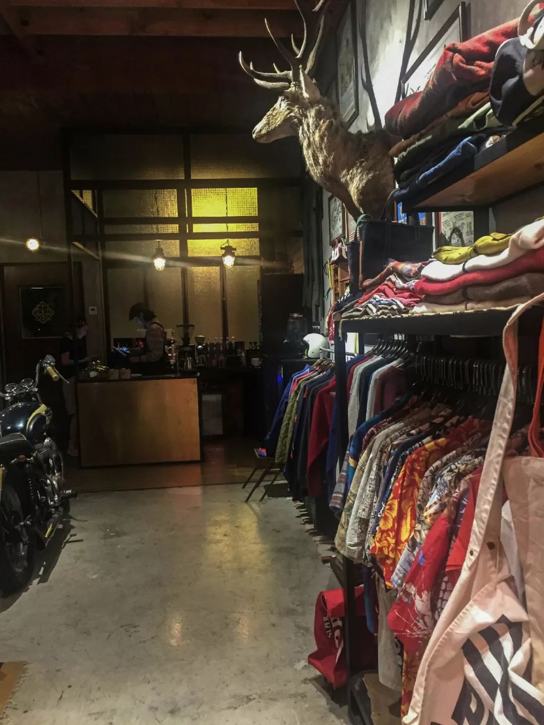 成都卖糕点的店_成都哪里卖糕点材料_成都糕点批发配送