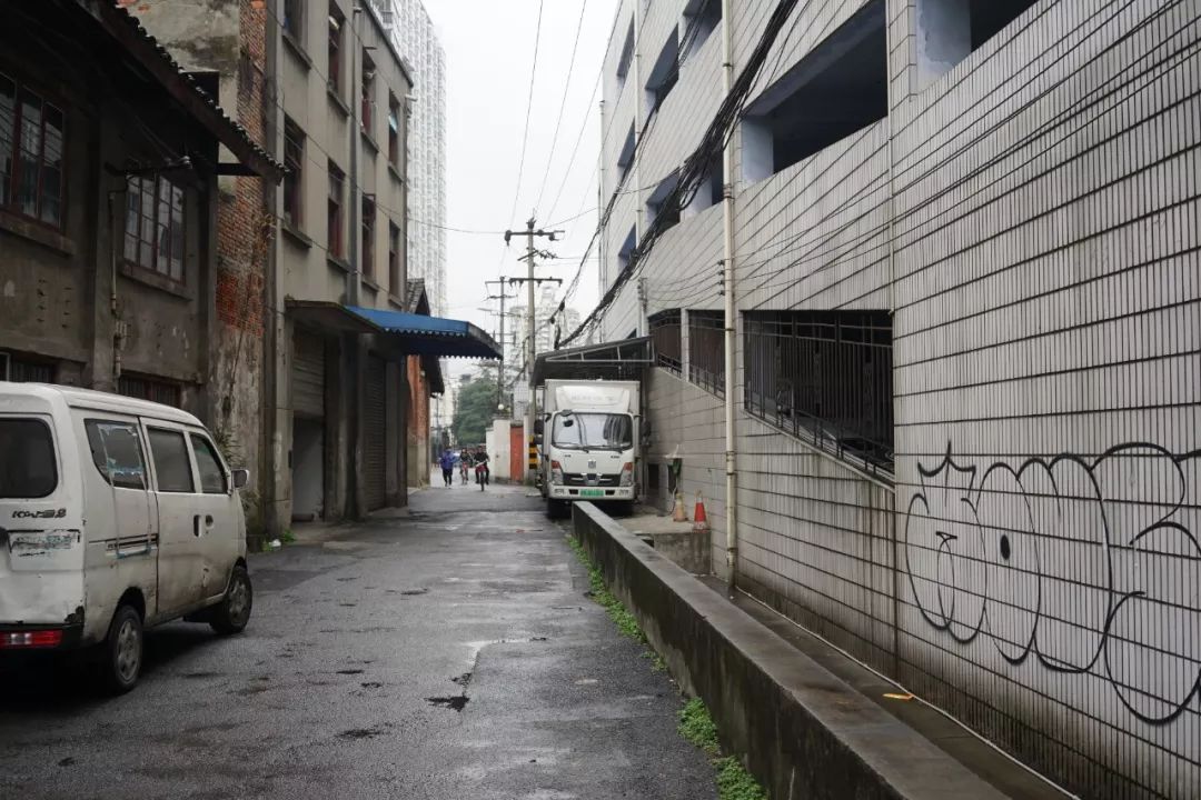 成都哪里卖糕点材料_成都卖糕点的店_成都糕点批发配送