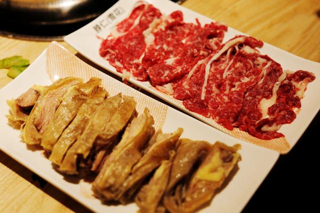 广州潮汕牛肉火锅食材_广州好吃的潮汕牛肉火锅店_潮汕牛肉火锅广州美食