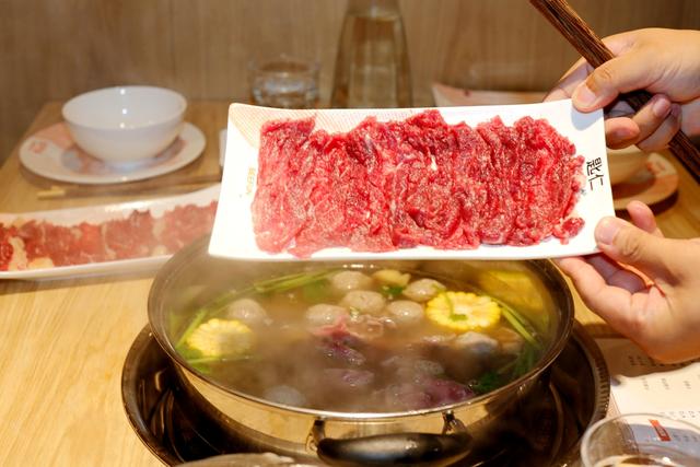 潮汕牛肉火锅广州美食_广州潮汕牛肉火锅食材_广州好吃的潮汕牛肉火锅店