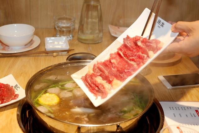 广州潮汕牛肉火锅食材_广州好吃的潮汕牛肉火锅店_潮汕牛肉火锅广州美食