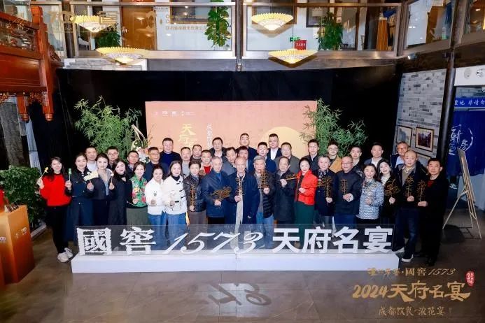 意式西餐桌_西式餐桌摆设_意式餐桌礼仪