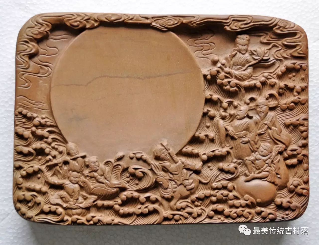烟台云龙山庄在哪里啊_烟台云龙家点心_烟台点心云龙家园店电话