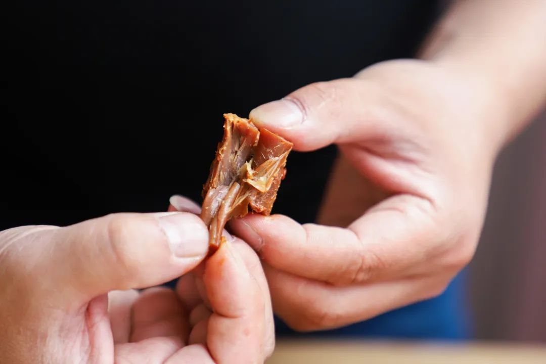 正宗卤鱿鱼的做法窍门_潮汕美食卤鱿鱼_卤鱿鱼怎么做好吃